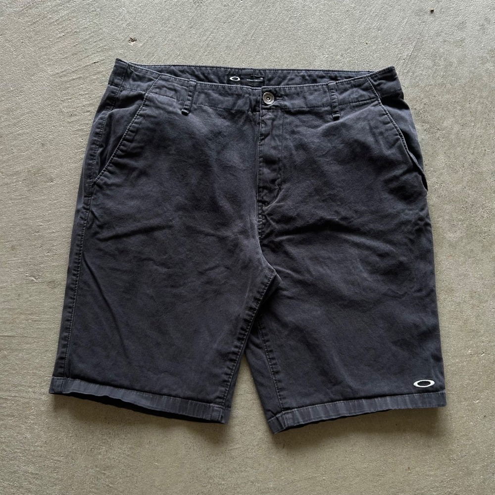 Vintage Oakley Chino Shorts Mens 34 Black Regular Fit Flat Front Stretch 10"
